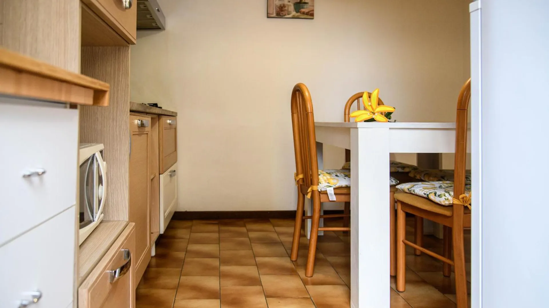 Romantic Getaway On Lake Como Brunate Italien